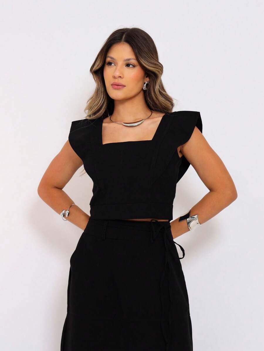 Conjunto  Cropped e Saia Alfaiataria Marrant