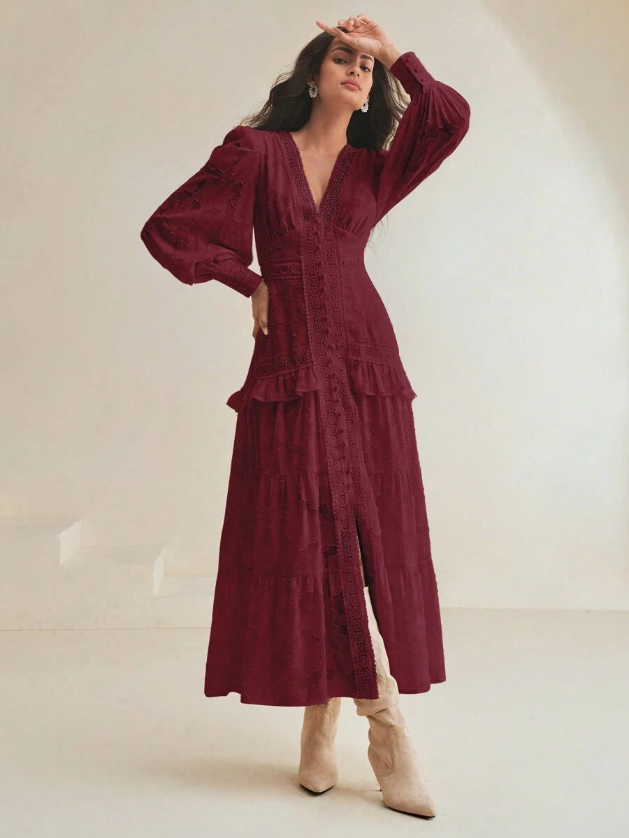Vestido Longo Francês com Decote em V e Manga Bufante
