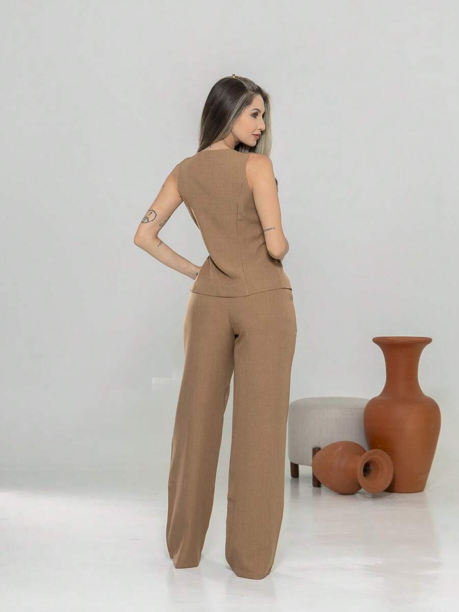 Conjunto de colete e calça Pantalona