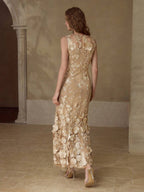 MOTF PREMIUM VESTIDO COM RECORTE ENVIESADO E APLICAÇÃO FLORAL