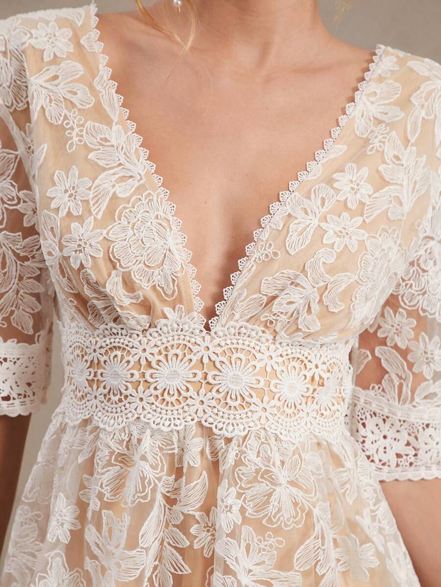 Amorya Vestido Branco Estilo A-Line Elegante Com Decote em V Bordado, Novo Estilo da Moda para Mulheres