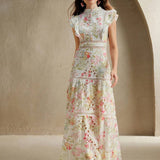 Vestido Midi Estampado com Bordado de Crochê