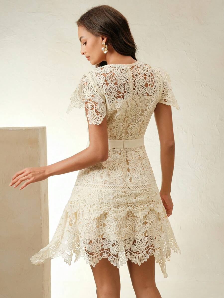 Anewsta Primavera, Férias, Festival Vestido Curto de Manga Curta com Gola Redonda, Floral, Recorte, Bordado, Renda Vazada, Elegante Verão Novidade para Mulheres