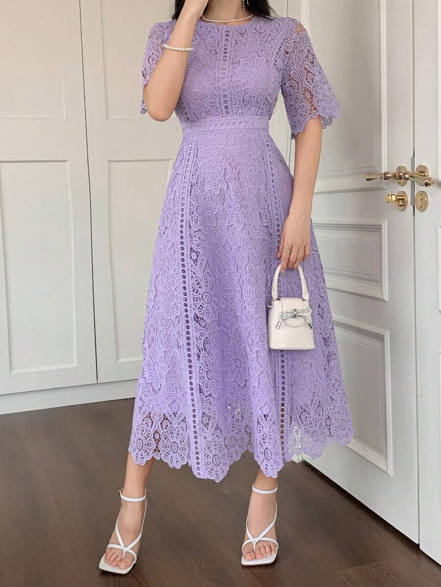 DAZY Vestido com Manga Curta e Detalhe em Renda Elegante, Vestido Mini Jovial e Refinado