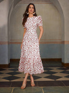 Vestido Longo Bordado com Cinto