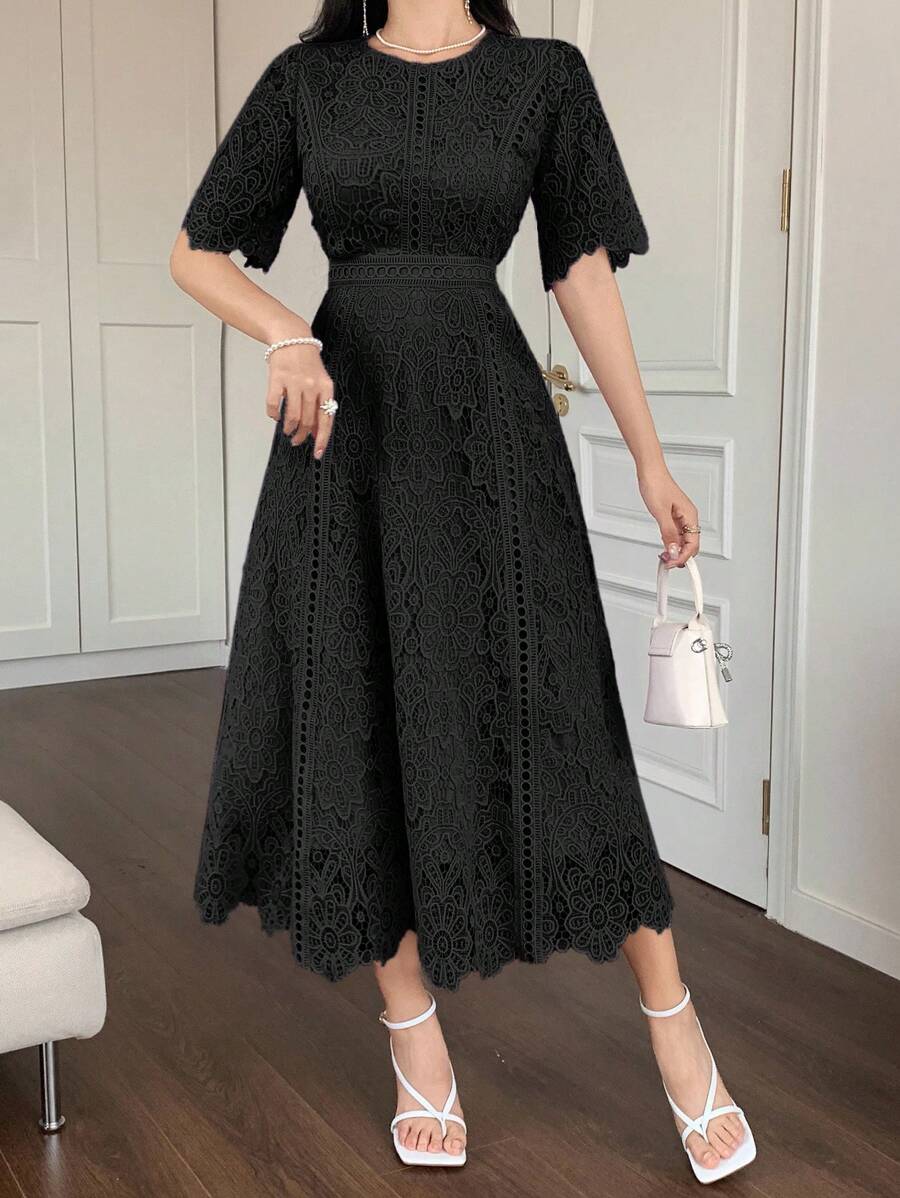 DAZY Vestido com Manga Curta e Detalhe em Renda Elegante, Vestido Mini Jovial e Refinado