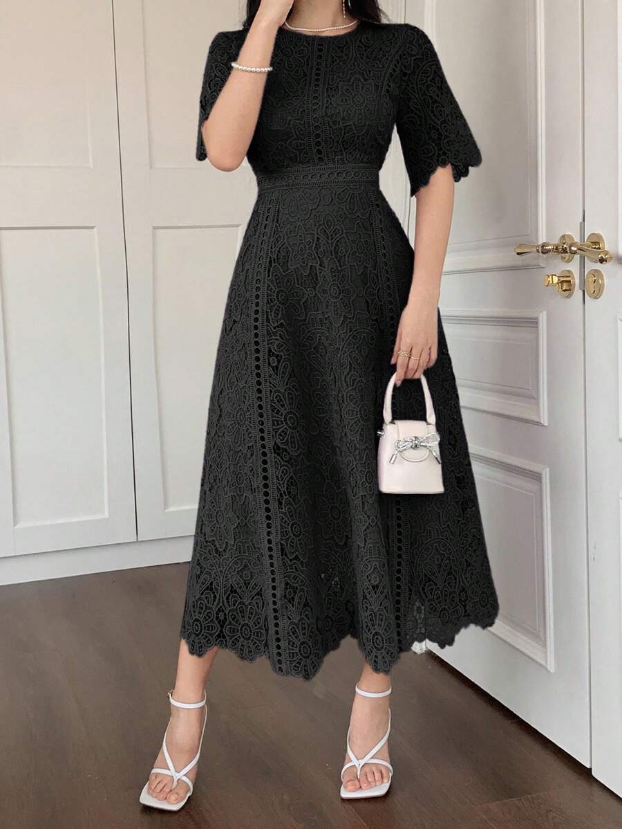 DAZY Vestido com Manga Curta e Detalhe em Renda Elegante, Vestido Mini Jovial e Refinado