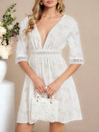 Amorya Vestido Branco Estilo A-Line Elegante Com Decote em V Bordado, Novo Estilo da Moda para Mulheres