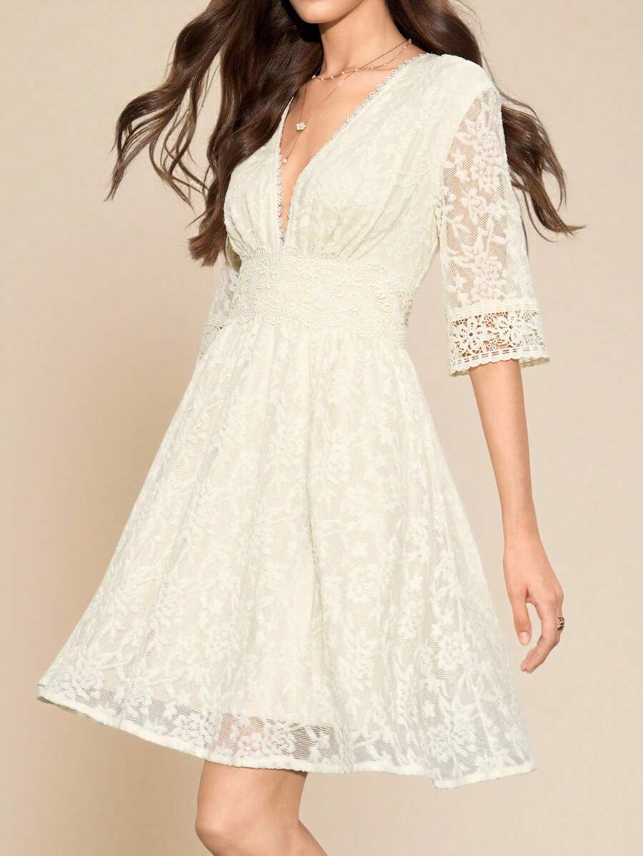 Amorya Vestido Branco Estilo A-Line Elegante Com Decote em V Bordado, Novo Estilo da Moda para Mulheres