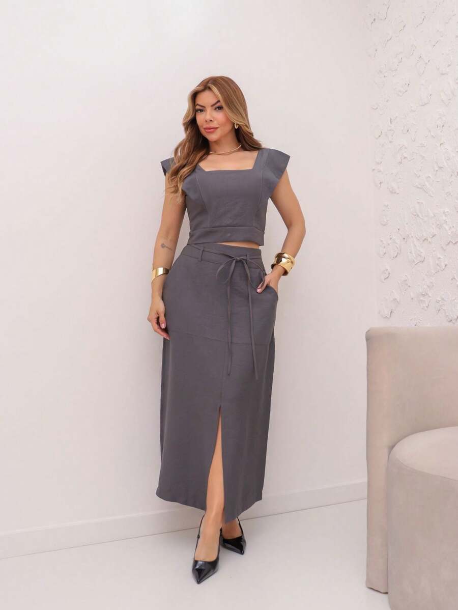 Conjunto  Cropped e Saia Alfaiataria Marrant