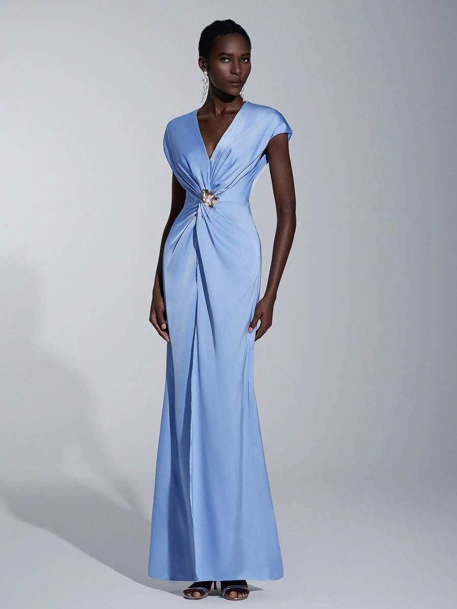 SHEIN Belle Vestido de Dama de Honra Evasê com Manga Curta Franzida, Fenda e Decote em A, na Cor Cáqui Elegante e Romântica