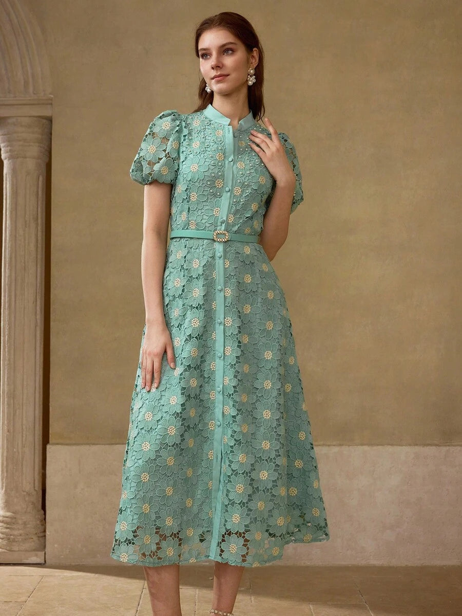 MOTF PREMIUM Vestido com Ajuste de Cintura, Colarinho Estampado, Mangas Bufantes, Bordado Floral, Comprimento Até a Altura da Panturrilha