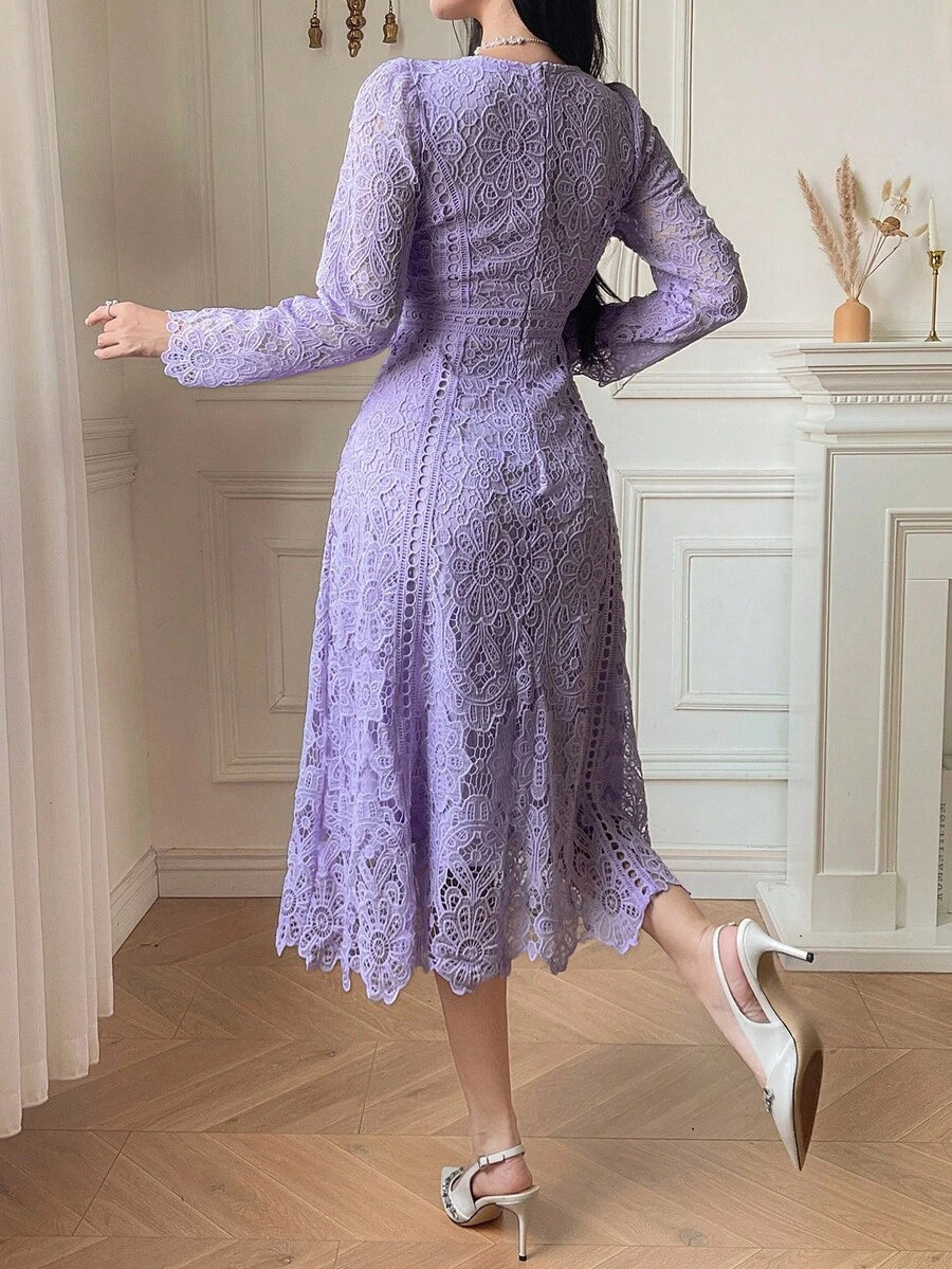 DAZY Vestido com Manga Curta e Detalhe em Renda Elegante, Vestido Mini Jovial e Refinado