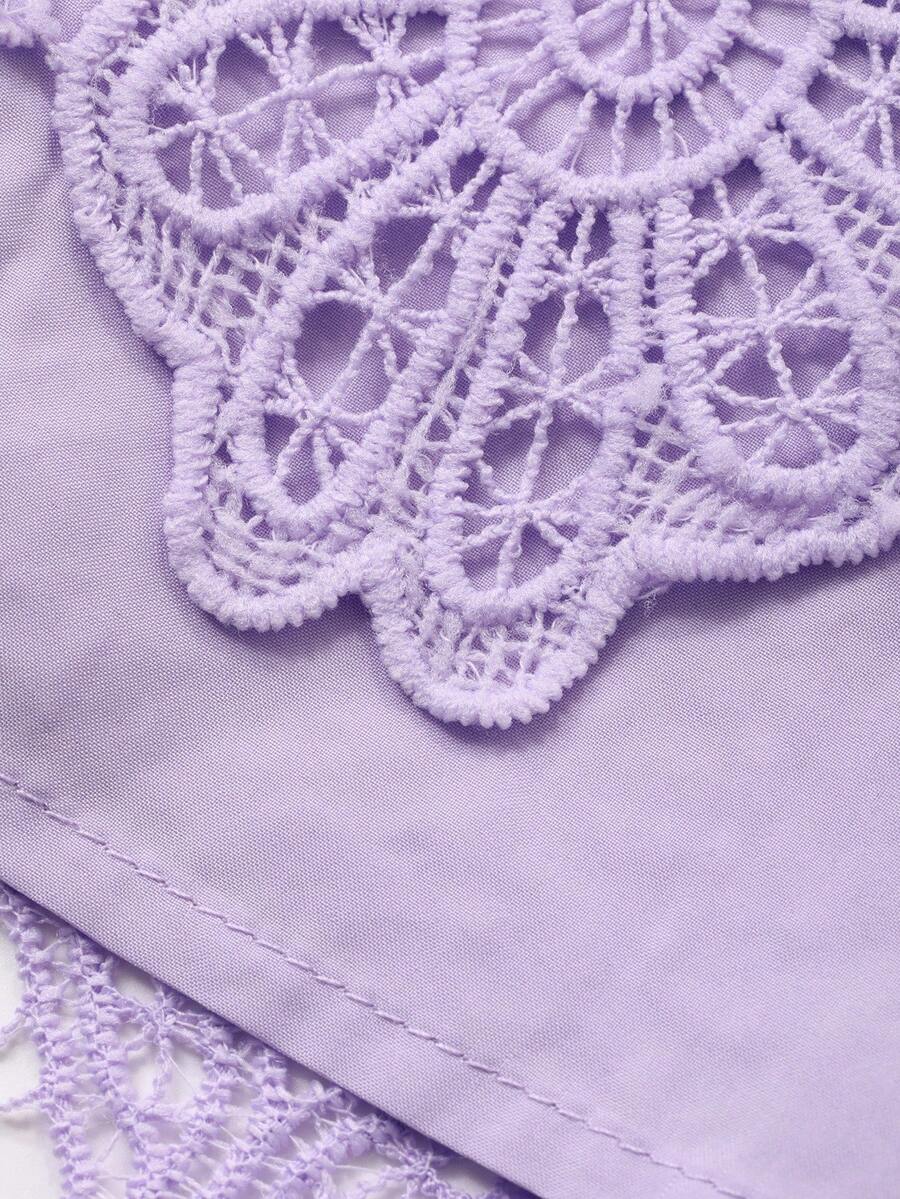 DAZY Vestido com Manga Curta e Detalhe em Renda Elegante, Vestido Mini Jovial e Refinado