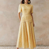 Amarelo