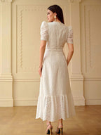 Vestido Longo Bordado com Cinto
