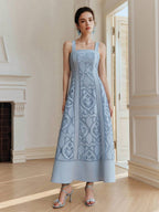 Vestido Regata Elegante com Renda Contrastante