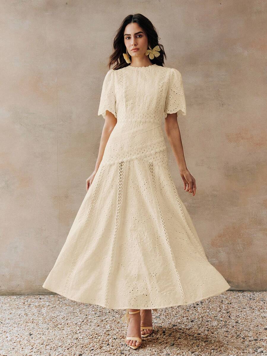 Vestido Longo com Manga Bufante e Laço na Cintura
