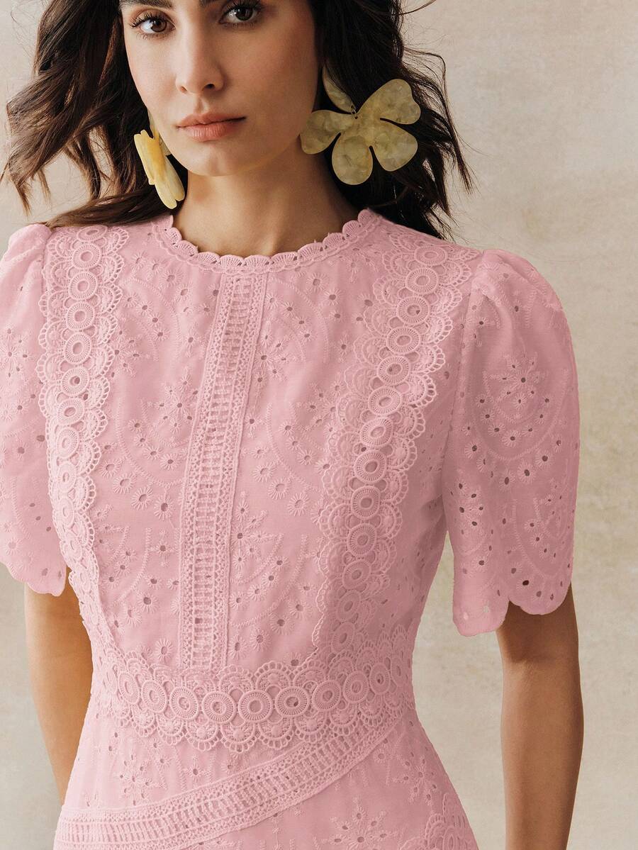 Vestido Longo com Manga Bufante e Laço na Cintura