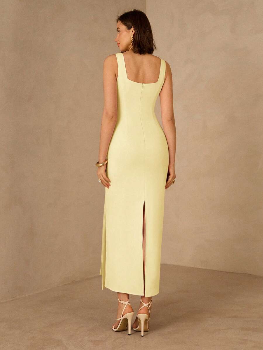 Vestido Longo Plissado Elegante