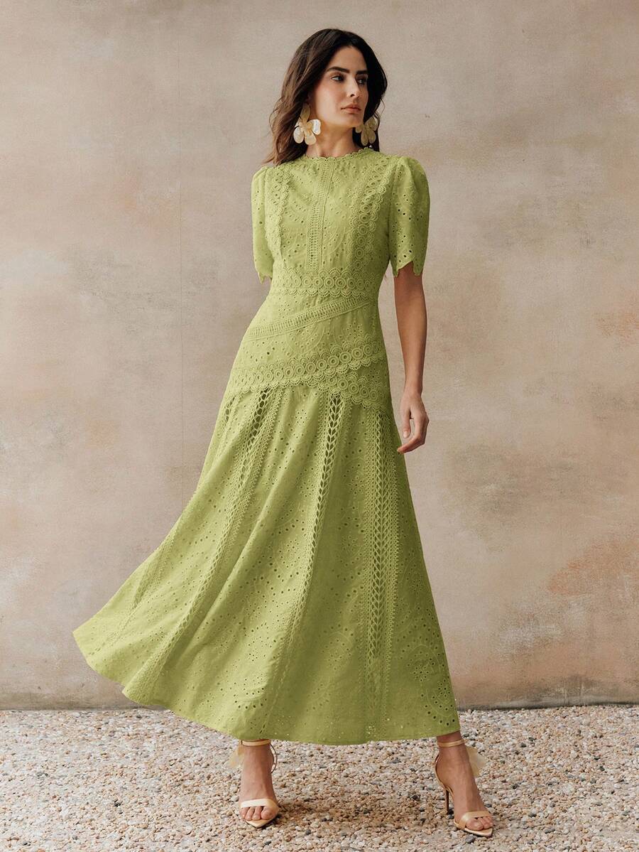 Vestido Longo com Manga Bufante e Laço na Cintura