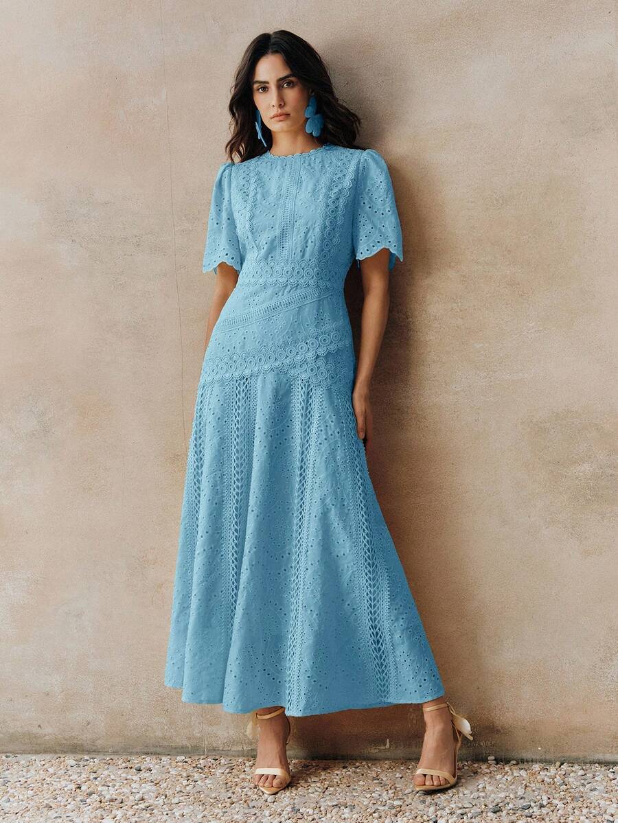 Vestido Longo com Manga Bufante e Laço na Cintura