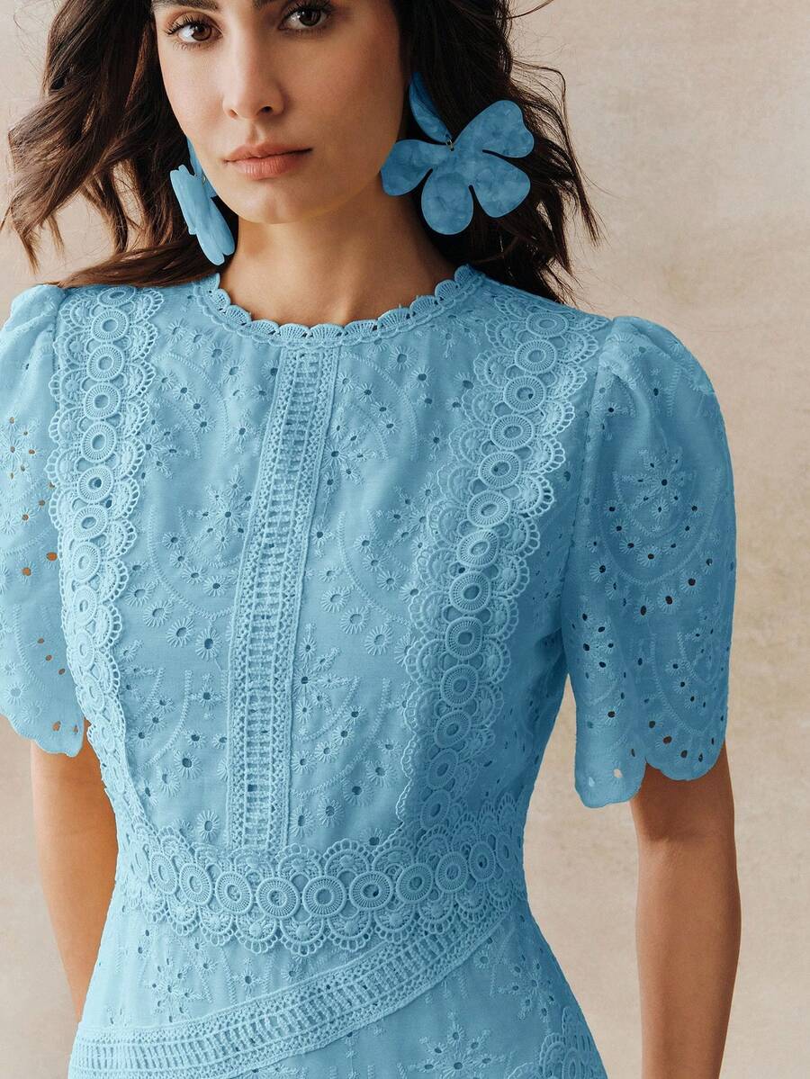 Vestido Longo com Manga Bufante e Laço na Cintura