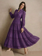 Vestido Longo Vintage com Decote em V e Renda