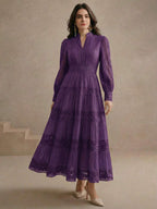 Vestido Longo Vintage com Decote em V e Renda
