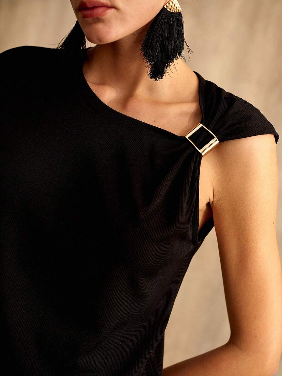 MOTF PREMIUM CAMISETA CROPPED DE MANGA CURTA COM DECOTE ASSIMÉTRICO, VERSÁTIL