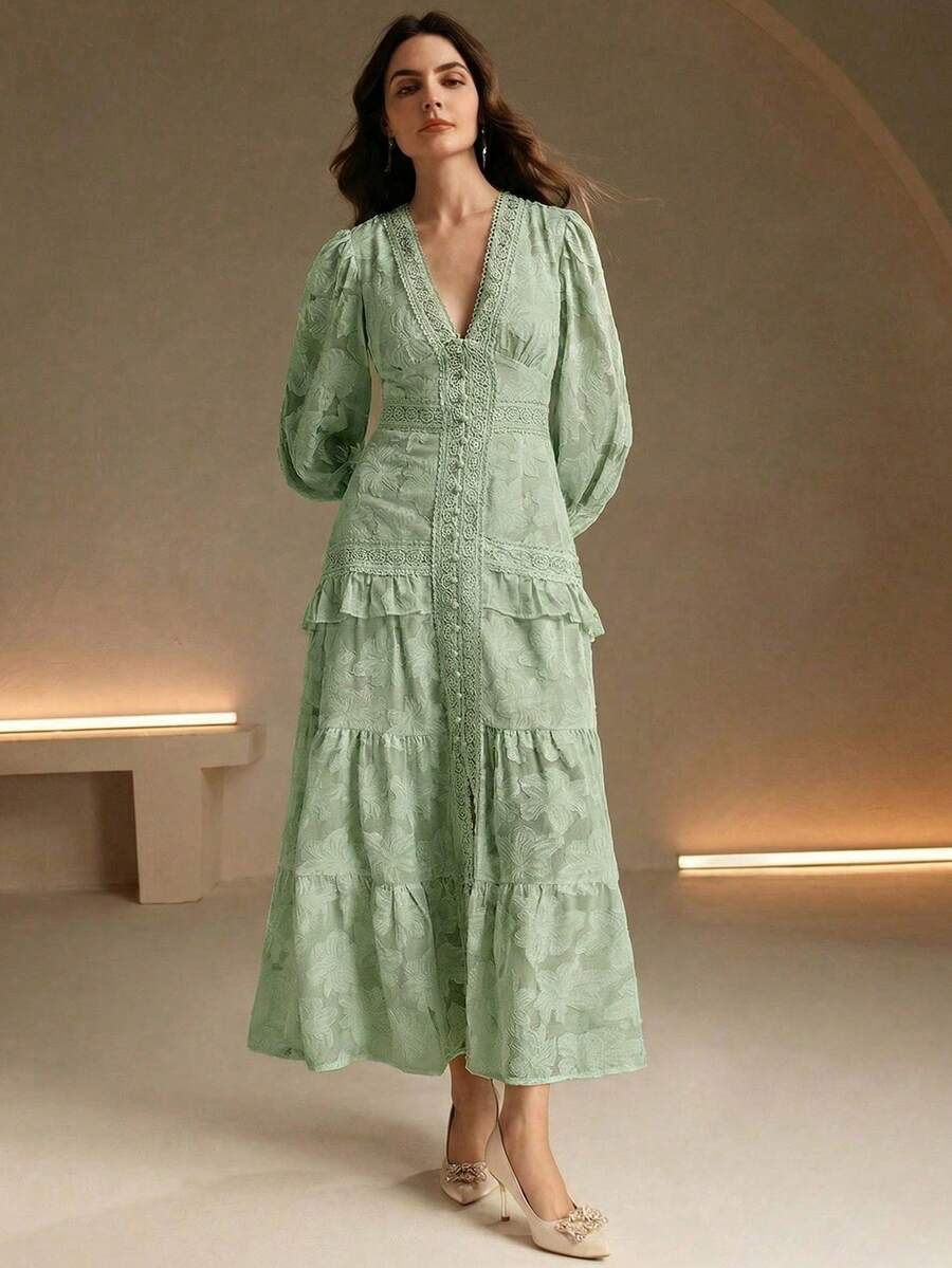 Vestido Longo Francês com Decote em V e Manga Bufante