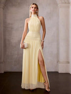 Vestido Longo Halter com Costas Abertas e Laço