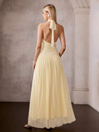 Vestido Longo Halter com Costas Abertas e Laço