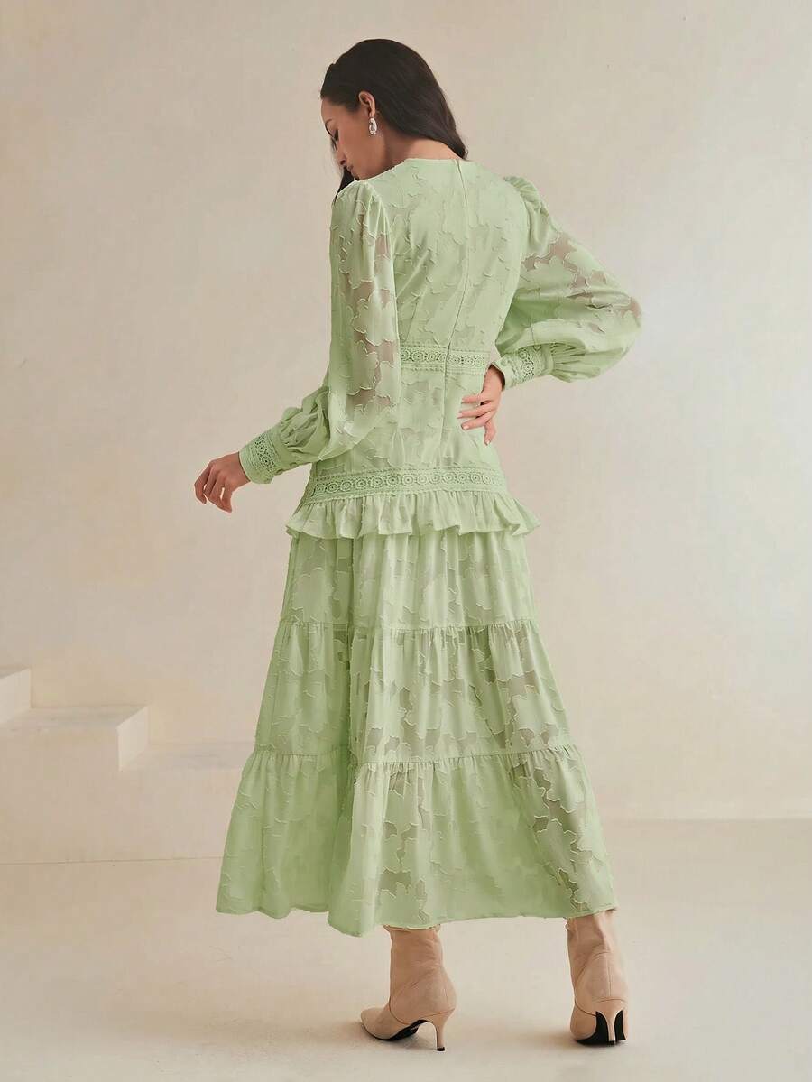 Vestido Longo Francês com Decote em V e Manga Bufante